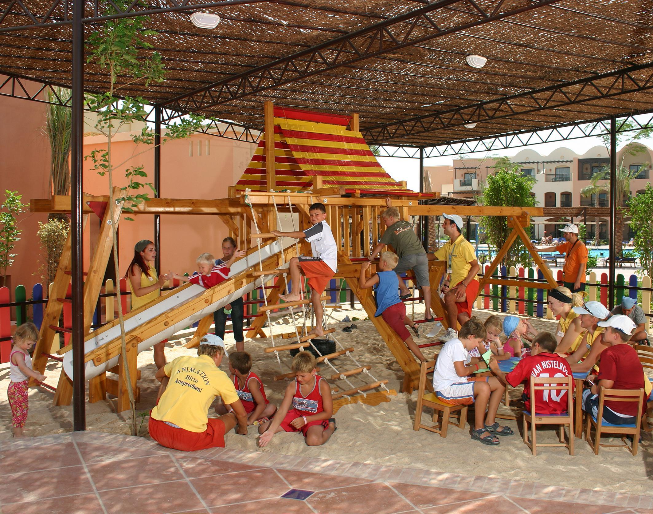 Jaz Makadi Saraya Resort Хургада Удобства фото Children's activities at a hotel